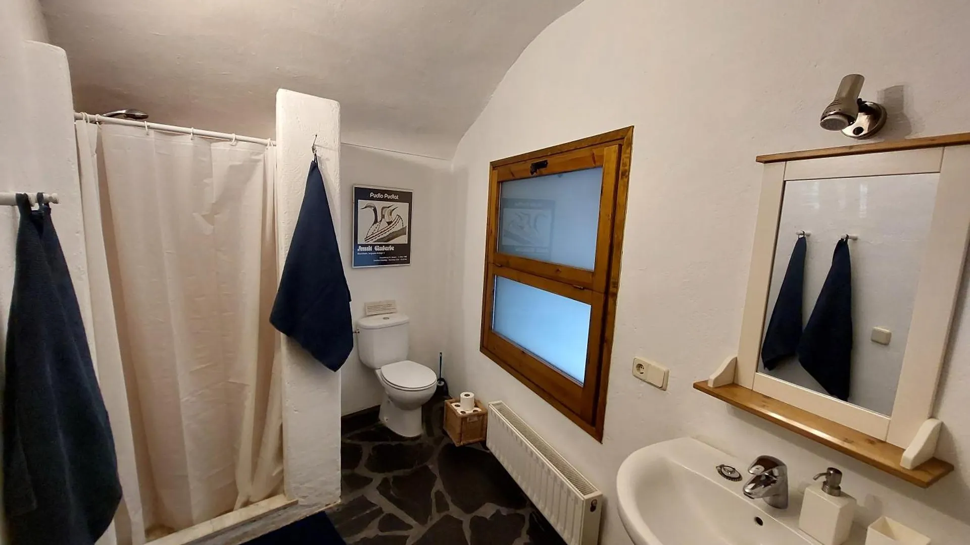 Cala Clareta Bed & Breakfast Castellfollit de la Roca Spain